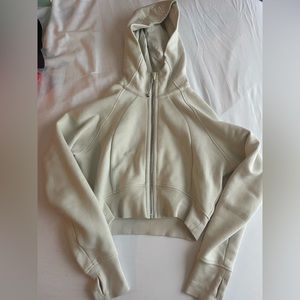 Cropped lululemon scuba